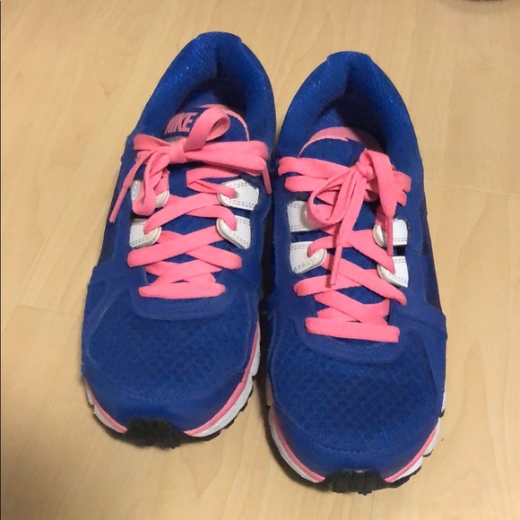 Nike Dual Fusion ST2 Runners - Picture 3 of 8